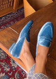 Elegant blue velvet loafer